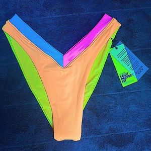 ONEONE swimwear women’s bikini cheeky bottom size medium.